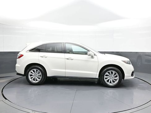 Used 2017 Acura RDX AWD image 5