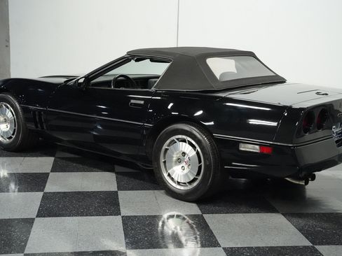 Used 1986 Chevrolet Corvette Convertible image 7