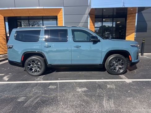 New 2026 Jeep Grand Wagoneer Limited image 2