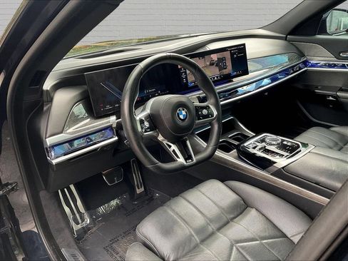 Used 2024 BMW 740i RWD image 16