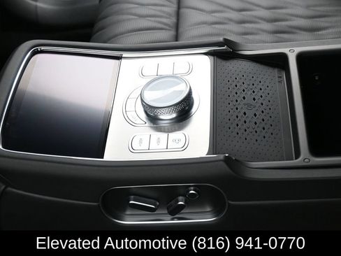 Used 2024 Genesis G90 3.5T AWD/4WD image 22