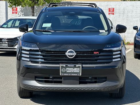 New 2025 Nissan Kicks SR image 6