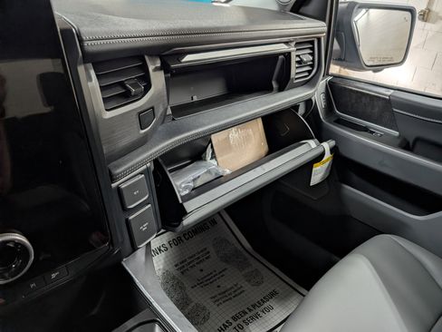 New 2025 Ford F150 Lightning Flash AWD/4WD image 18