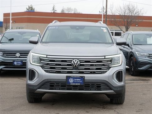 Certified 2025 Volkswagen Atlas SEL image 2