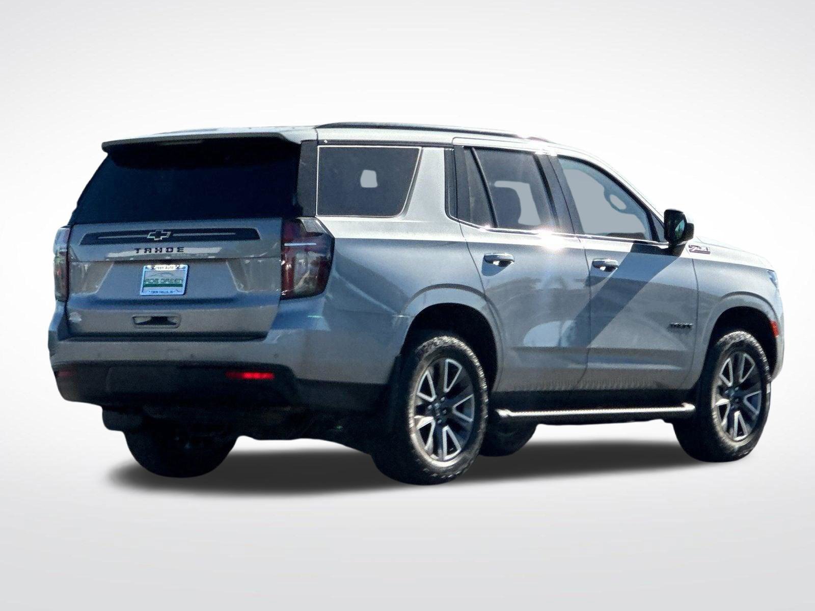 Used 2024 Chevrolet Tahoe Z71 AWD/4WD image 3