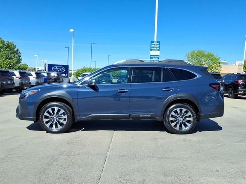 Certified 2025 Subaru Outback Touring w/ Popular Package #2 AWD/4WD image 2