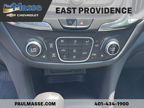 Used 2022 Chevrolet Equinox LT AWD/4WD image 14