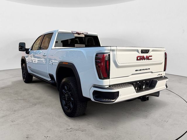 Used 2024 GMC Sierra 3500 AT4 w/ Technology Package AWD/4WD image 7