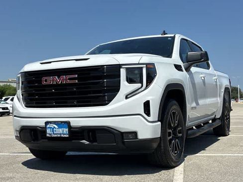 Used 2024 GMC Sierra 1500 Elevation RWD image 11