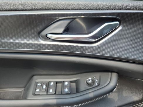 New 2025 Jeep Grand Cherokee L Laredo w/ Luxury Tech Group I image 14