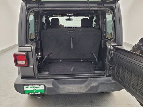 Used 2020 Jeep Wrangler Sport image 29