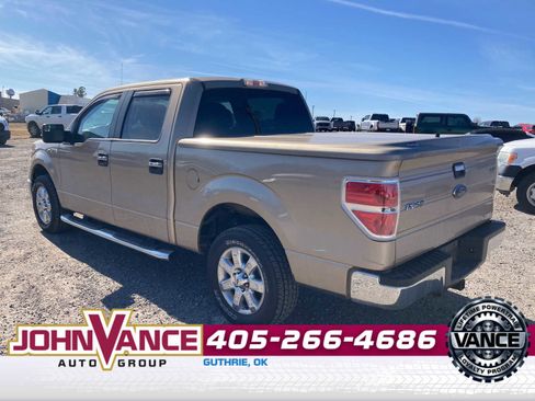 Used 2014 Ford F150 XLT w/ XLT Chrome Package image 5