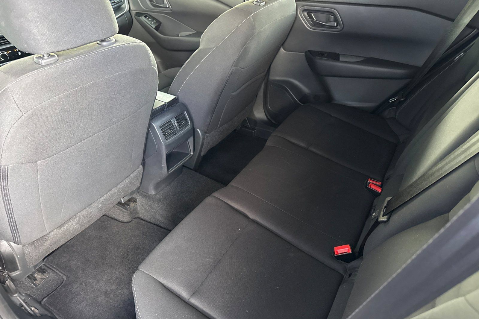 Certified 2024 Nissan Rogue S AWD/4WD image 15