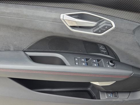 Used 2022 Audi RS e-tron GT image 22