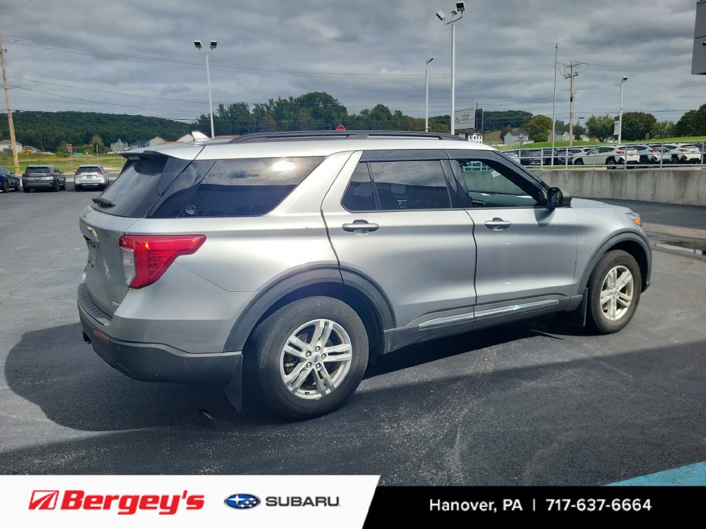 Used 2020 Ford Explorer XLT w/ Comfort Package AWD/4WD image 4