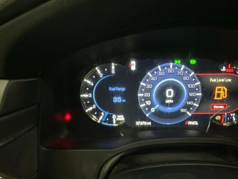 Used 2019 Cadillac Escalade ESV Luxury AWD/4WD image 45