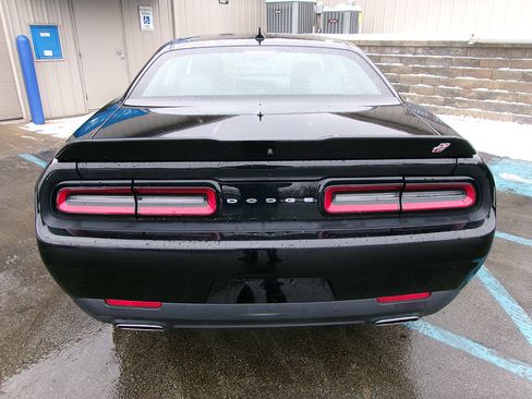 Used 2018 Dodge Challenger GT w/ GT Interior Package AWD/4WD image 4