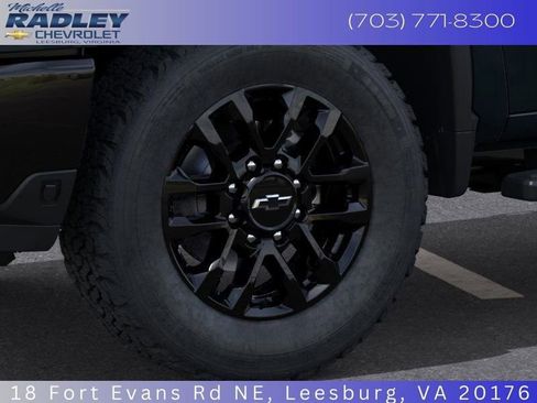 New 2026 Chevrolet Silverado 3500 LT image 11