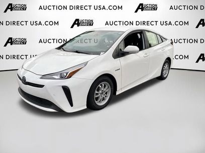 Used 2022 Toyota Prius LE