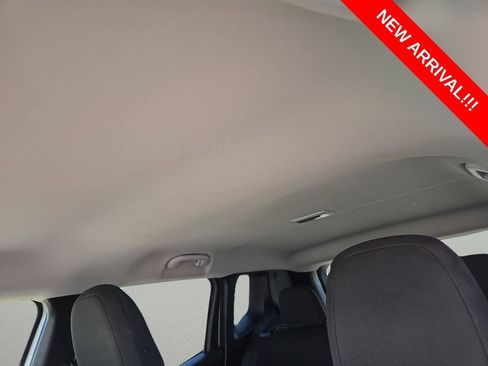 Used 2020 Jeep Renegade Altitude FWD image 18