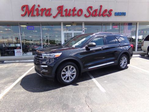 Used 2020 Ford Explorer XLT w/ Equipment Group 202A AWD/4WD image 1
