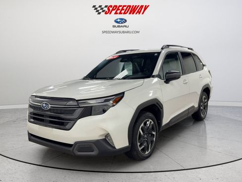 Used 2026 Subaru Forester Limited AWD/4WD image 12