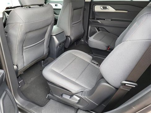 New 2026 Ford Explorer Active image 7