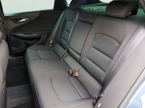 Used 2019 Chevrolet Malibu LT FWD image 25
