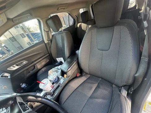 Used 2012 Chevrolet Equinox LT w/ Driver Convenience Package image 5