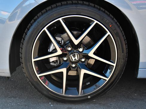 Used 2023 Honda Civic Sport Touring image 12