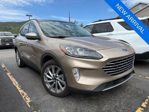 Used 2021 Ford Escape Titanium w/ Titanium Elite Package AWD/4WD image 1