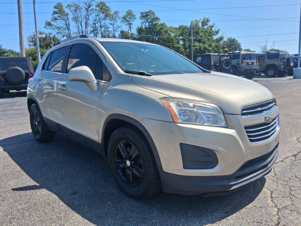 Used 2016 Chevrolet Trax LT w/ LT Sun and Sound Package FWD image 3