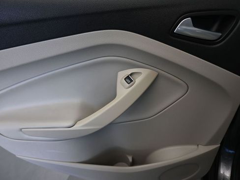 Used 2014 Ford C-MAX SE image 26