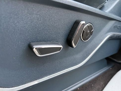 Used 2022 Ford F150 Limited image 17