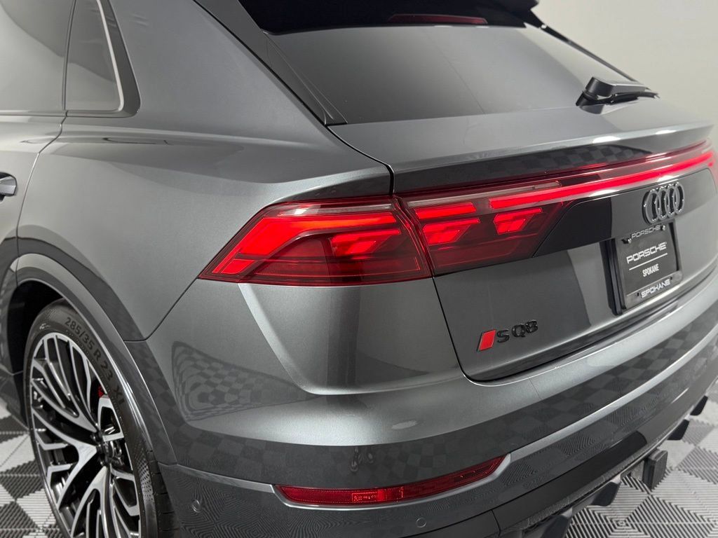 Used 2026 Audi SQ8 Prestige AWD/4WD image 12