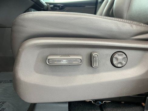 Used 2018 Honda Odyssey Elite image 13