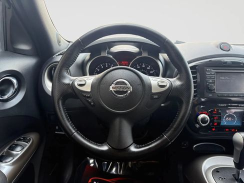 Used 2013 Nissan Juke SL AWD/4WD image 29