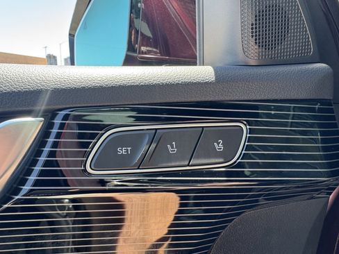 Used 2024 Hyundai Palisade Calligraphy image 33