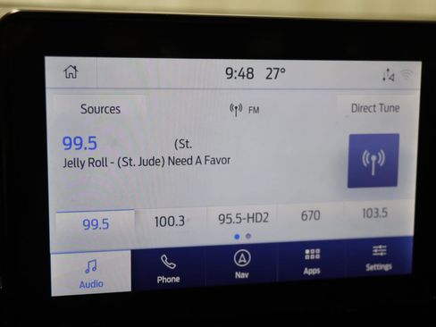 Used 2021 Ford Explorer Limited w/ Equipment Group 301A image 9