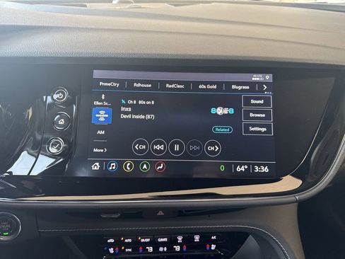Certified 2021 Buick Envision Avenir w/ Technology Package II image 13