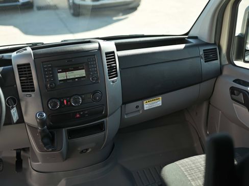 Used 2017 Mercedes-Benz Sprinter 3500 w/ Trailer Hitch Package image 9