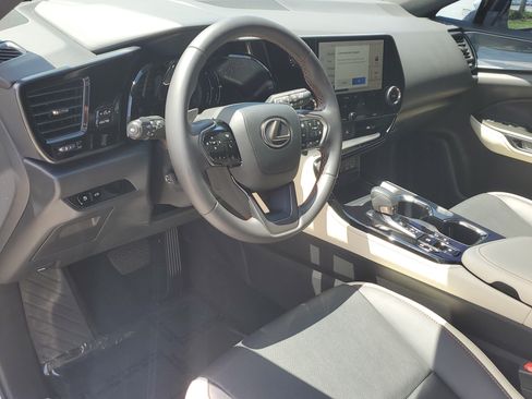 Used 2023 Lexus NX 350 AWD image 18