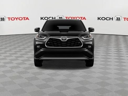 New 2026 Toyota Highlander Platinum image 18