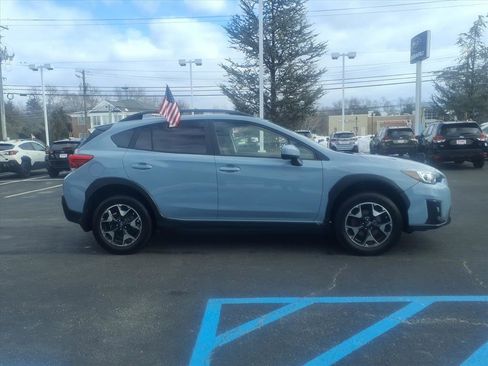 Used 2019 Subaru Crosstrek 2.0i Premium image 2