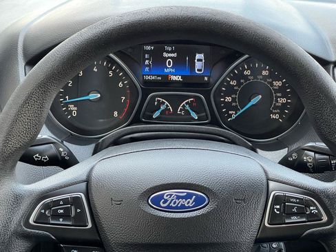 Used 2018 Ford Focus SE FWD image 9