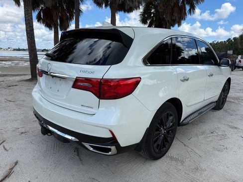 Used 2017 Acura MDX w/ Technology Package AWD/4WD image 11