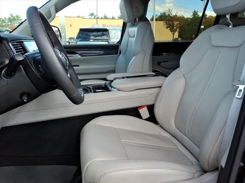 Used 2022 Jeep Wagoneer Series II image 15