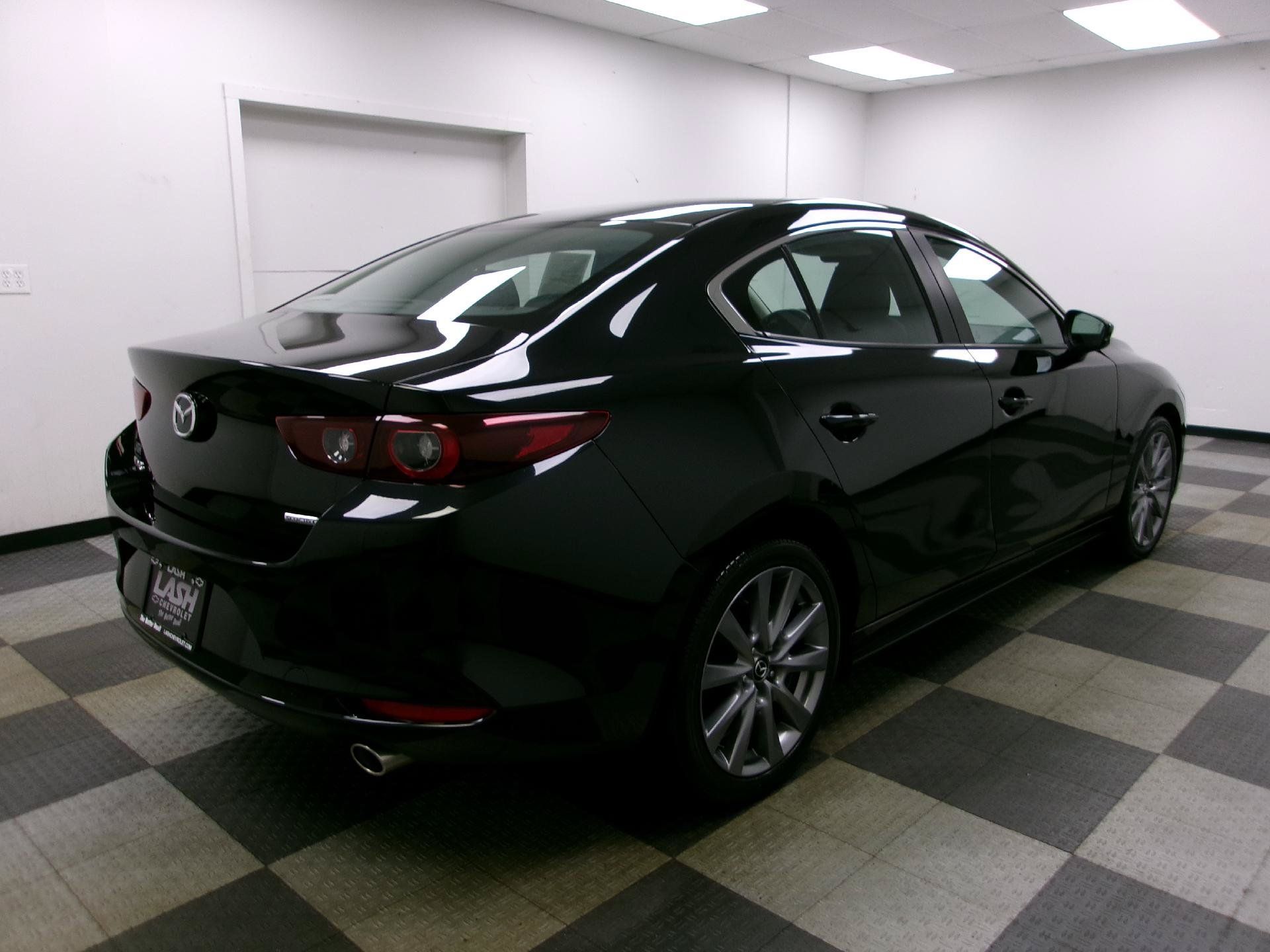 Used 2024 MAZDA MAZDA3 s FWD image 14