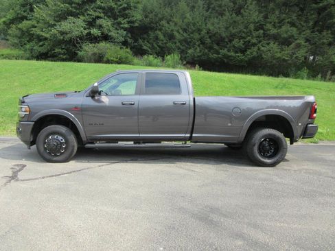 Used 2021 RAM 3500 Laramie AWD/4WD image 6