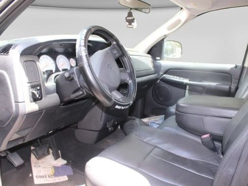 Used 2004 Dodge Ram 1500 Truck SLT w/ Quad Cab Value Group RWD image 3